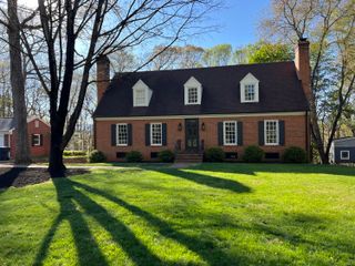 3925 Winding Way RD, Roanoke, VA 24015