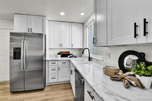 14690 E 43rd Avenue, Denver, CO 80239