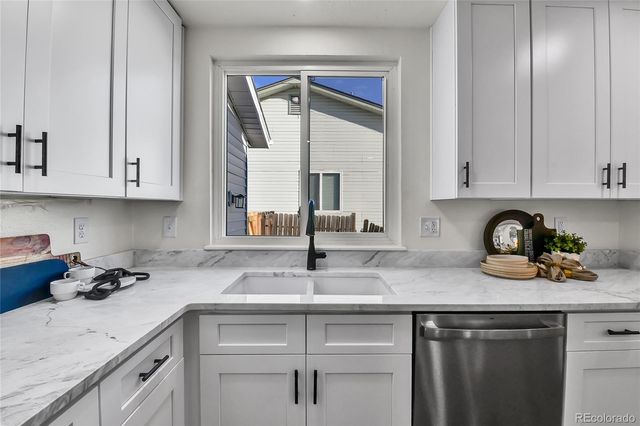 14690 E 43rd Avenue, Denver, CO 80239