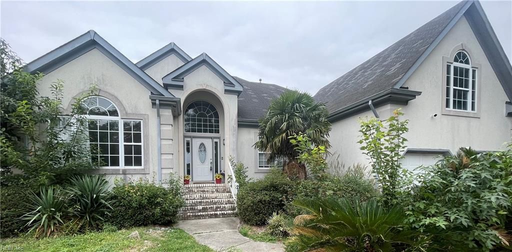 2153 Bierce DR, Virginia Beach, VA 23454