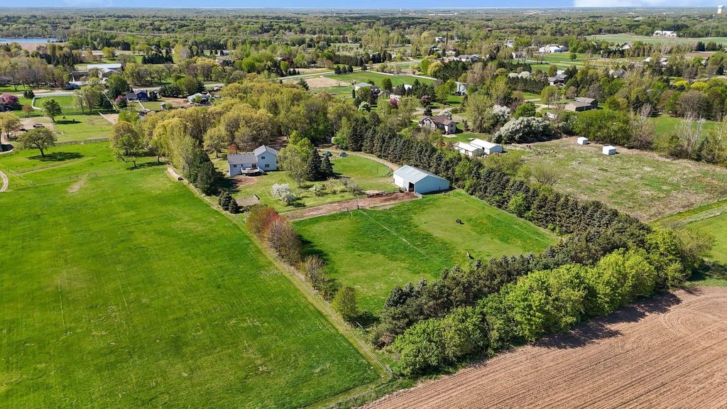 18393 Tiger Street NW, Nowthen, MN 55330