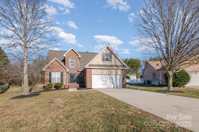 140 Tennyson Court, Mooresville, NC 28115