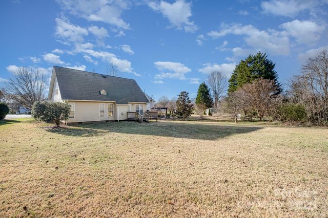 140 Tennyson Court, Mooresville, NC 28115