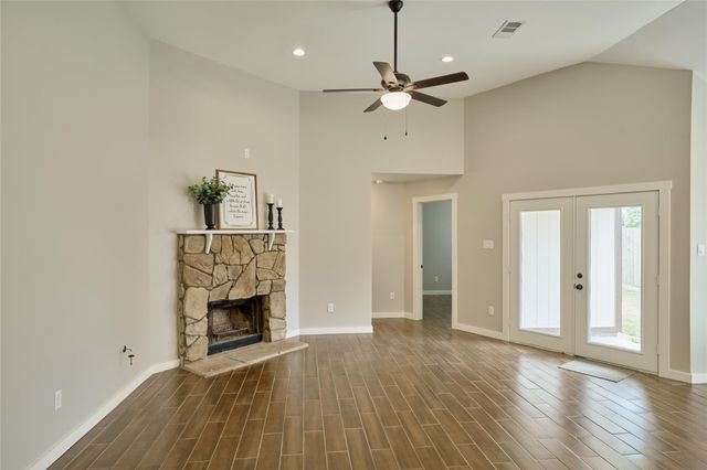 12307 White River Drive, Tomball, TX 77375