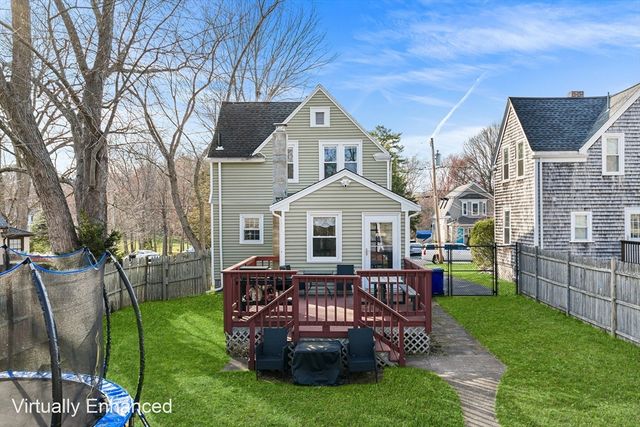 20 Emerson St, Rockland, MA 02370