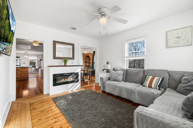 20 Emerson St, Rockland, MA 02370