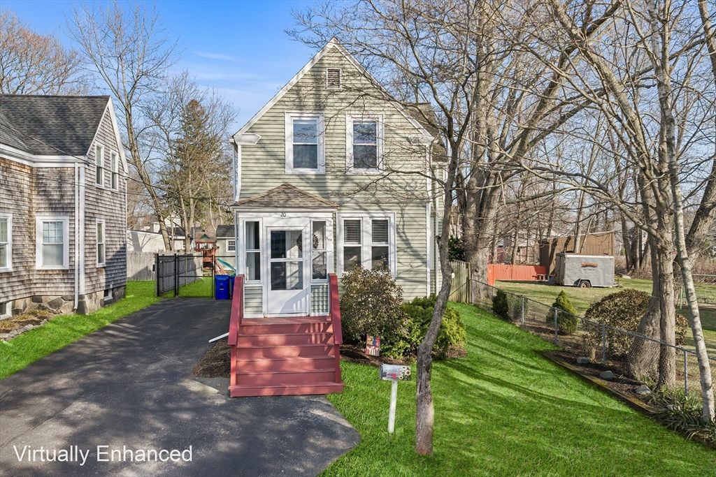 20 Emerson St, Rockland, MA 02370