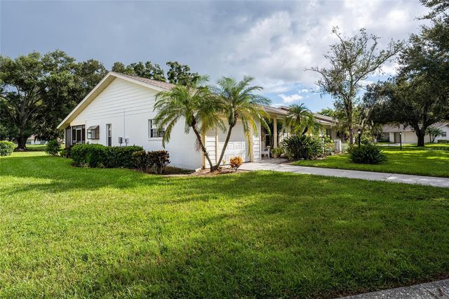 4206 OAKHURST CIRCLE E 3075, Sarasota, FL 34233