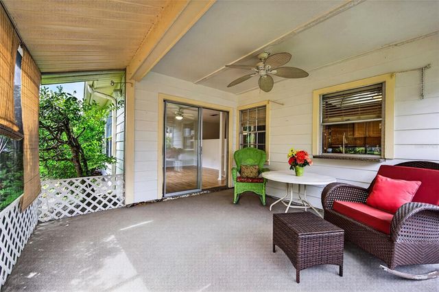 4206 OAKHURST CIRCLE E 3075, Sarasota, FL 34233