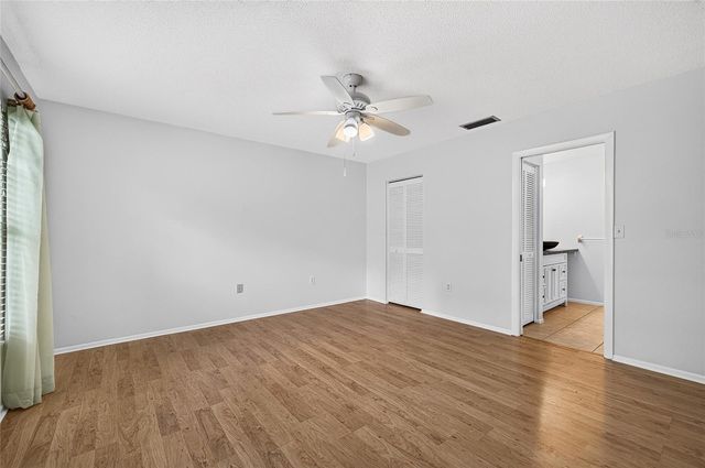 4206 OAKHURST CIRCLE E 3075, Sarasota, FL 34233
