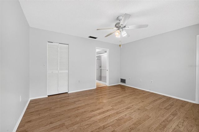 4206 OAKHURST CIRCLE E 3075, Sarasota, FL 34233