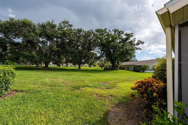 4206 OAKHURST CIRCLE E 3075, Sarasota, FL 34233