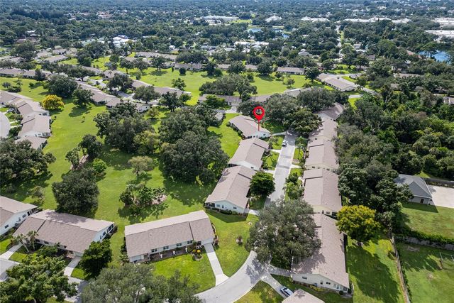 4206 OAKHURST CIRCLE E 3075, Sarasota, FL 34233