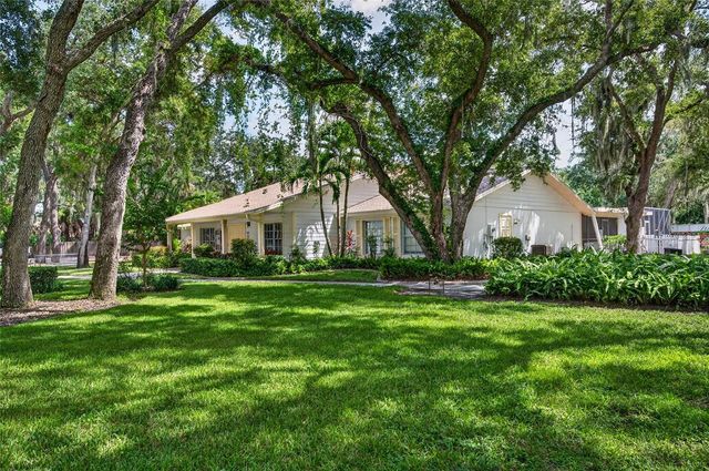 4206 OAKHURST CIRCLE E 3075, Sarasota, FL 34233