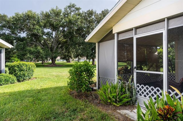 4206 OAKHURST CIRCLE E 3075, Sarasota, FL 34233