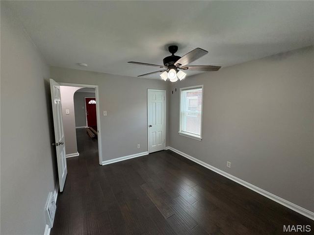 8301 Archer Avenue, University City, MO 63132