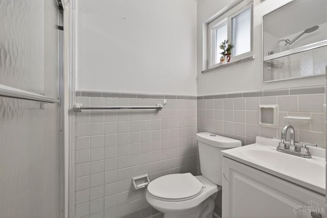 8965 Fontainebleau Terrace, Springfield Twp., OH 45231