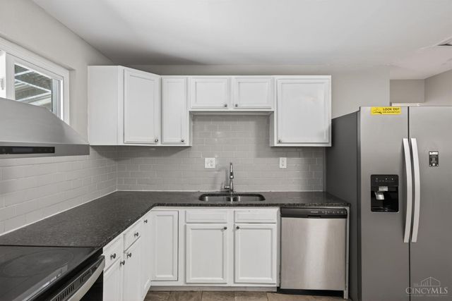 8965 Fontainebleau Terrace, Springfield Twp., OH 45231