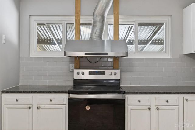 8965 Fontainebleau Terrace, Springfield Twp., OH 45231