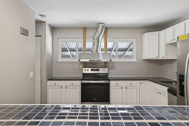 8965 Fontainebleau Terrace, Springfield Twp., OH 45231