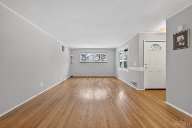 8965 Fontainebleau Terrace, Springfield Twp., OH 45231