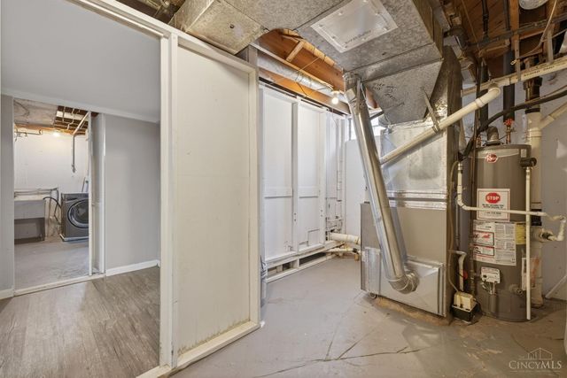 8965 Fontainebleau Terrace, Springfield Twp., OH 45231