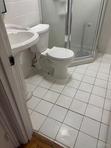 8965 Fontainebleau Terrace, Springfield Twp., OH 45231