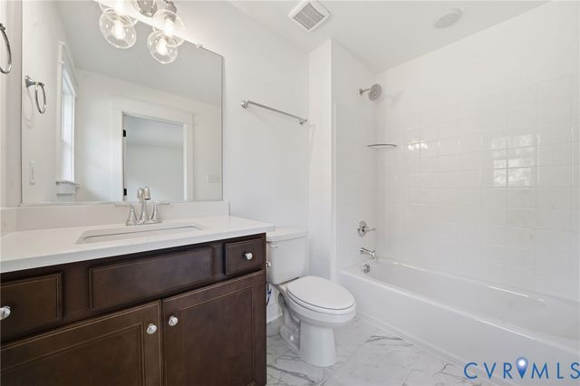 2240 Osborne Hill Dr, Rockville, VA 23146