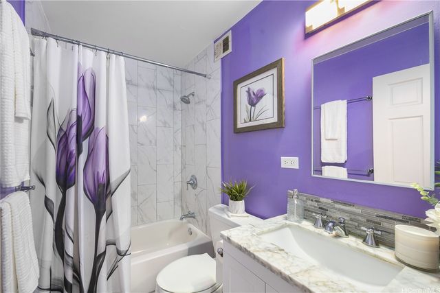 46-255 Kahuhipa Street A705, Kaneohe, HI 96744