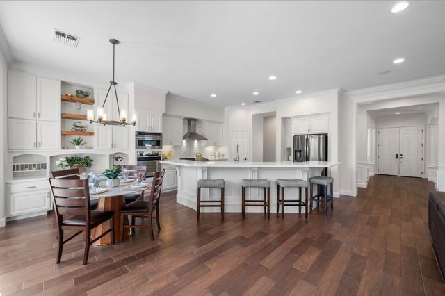 6900 Riddell St, Pleasanton, CA 94566