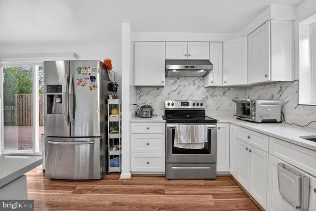 2000 MCAULIFFE DR, Rockville, MD 20851