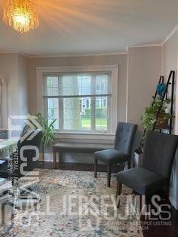 29 Plainfield Avenue, Metuchen, NJ 08840