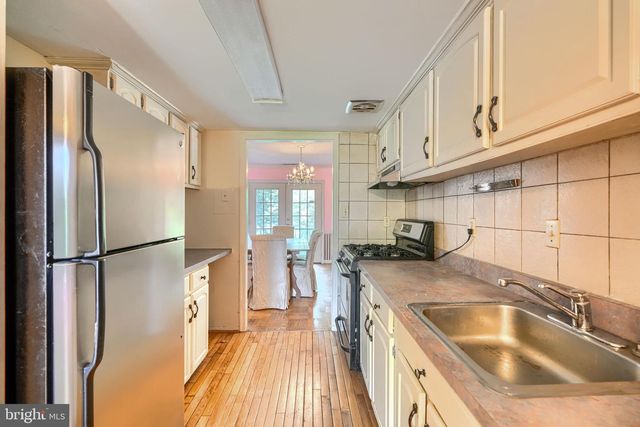 5958 WESTCHESTER PARK DR, College Park, MD 20740