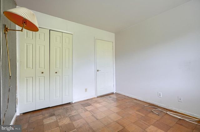 5958 WESTCHESTER PARK DR, College Park, MD 20740