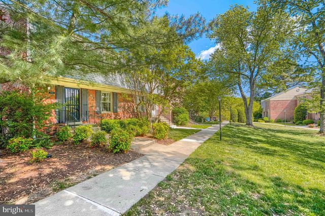 5958 WESTCHESTER PARK DR, College Park, MD 20740