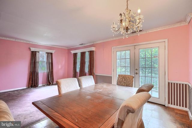 5958 WESTCHESTER PARK DR, College Park, MD 20740