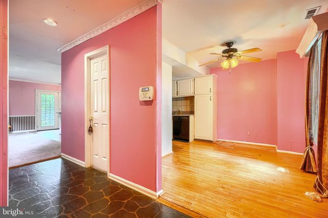 5958 WESTCHESTER PARK DR, College Park, MD 20740