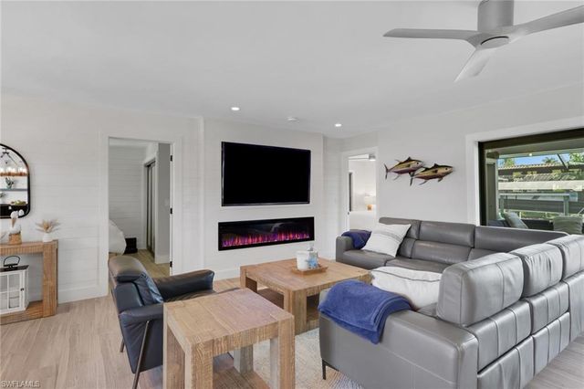 27129 Holly LN, Bonita Springs, FL 34135