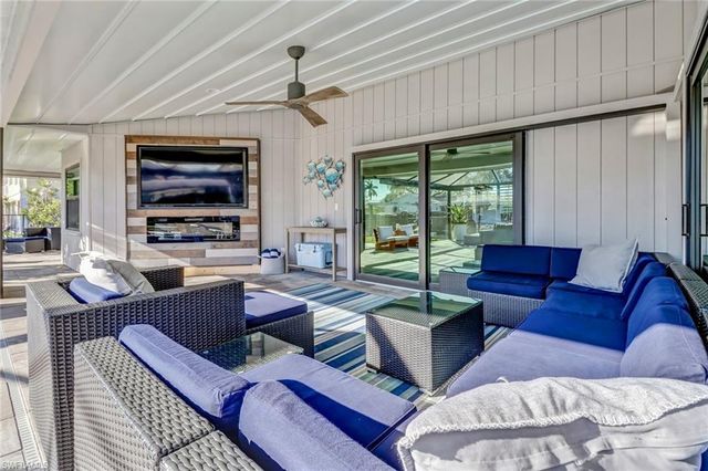 27129 Holly LN, Bonita Springs, FL 34135