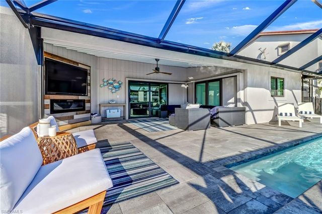 27129 Holly LN, Bonita Springs, FL 34135