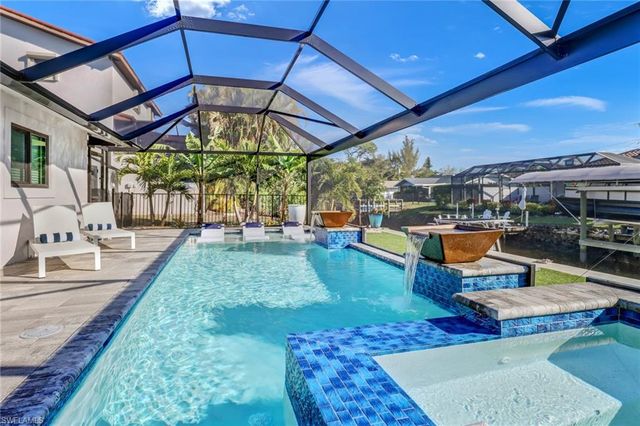 27129 Holly LN, Bonita Springs, FL 34135