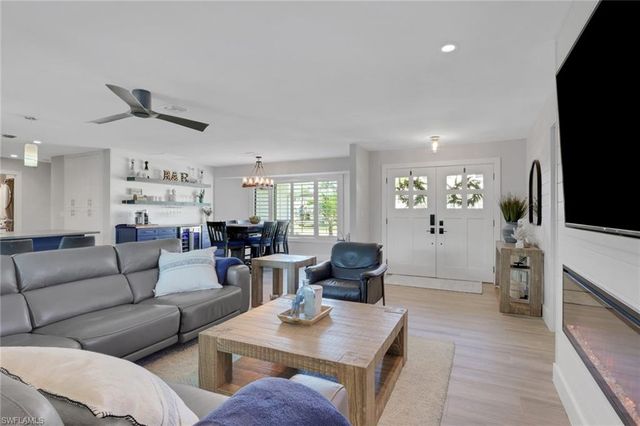 27129 Holly LN, Bonita Springs, FL 34135