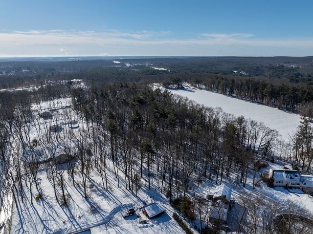 82 Dodge Hill Rd, Sutton, MA 01590