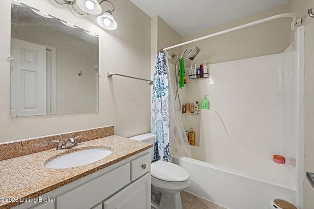 4314 Pleasant Glen Dr, Louisville, KY 40299