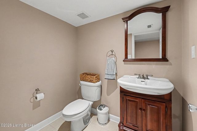 4314 Pleasant Glen Dr, Louisville, KY 40299