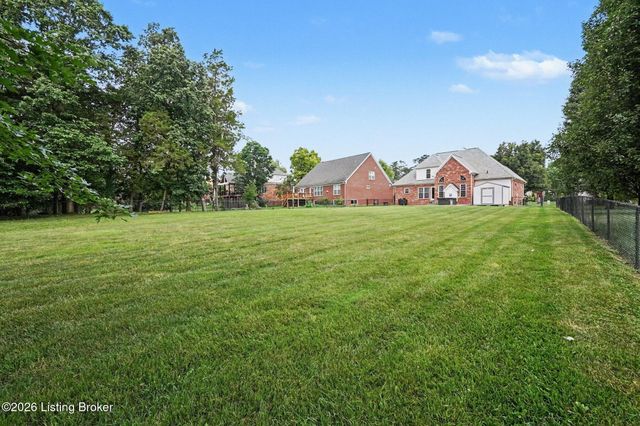 4314 Pleasant Glen Dr, Louisville, KY 40299