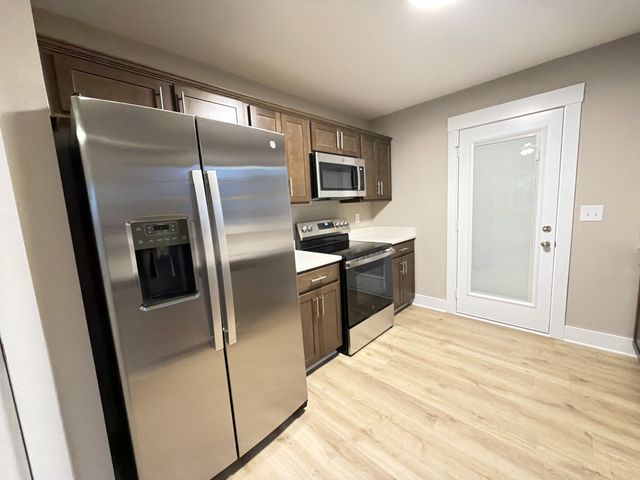279 Cardinal Creek 139 Brenda Dr, Clarksville, TN 37040