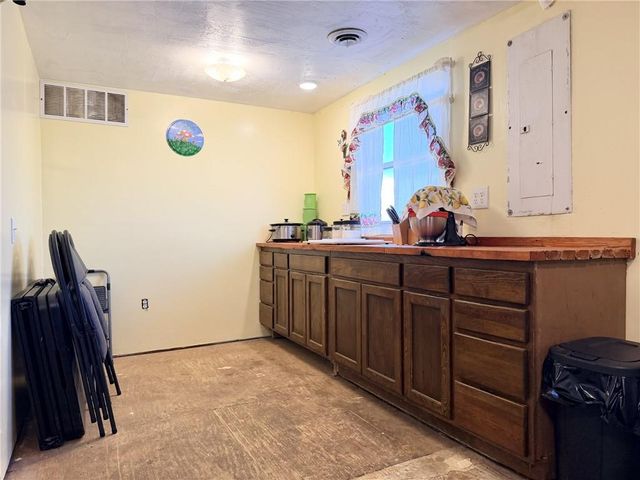 24353 300th Street, Jamesport, MO 64648