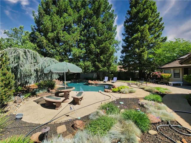 2880 Springburn Way, El Dorado Hills, CA 95762