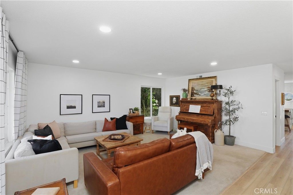 Image 9 of property listing at 3264 Stargate, Corona, CA 92882